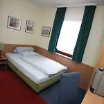 24h Check-in 费尔巴赫