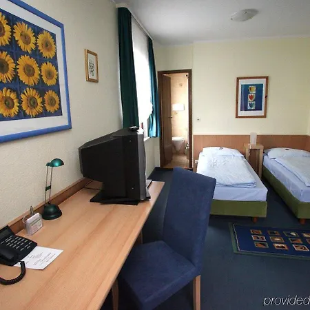 Hotel 24h Check-in Fellbach