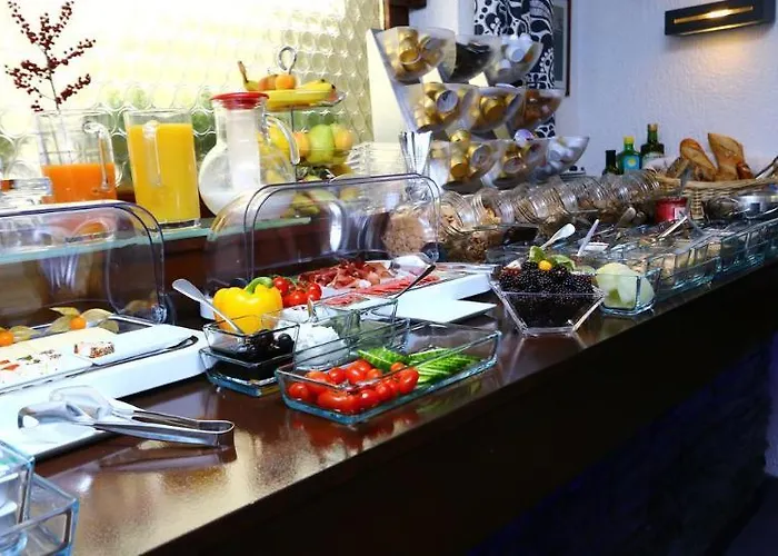 Hotel 24h Check-in 3*