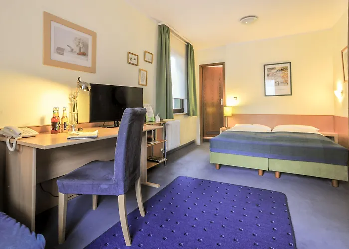 Hotel 24h Check-in 3*